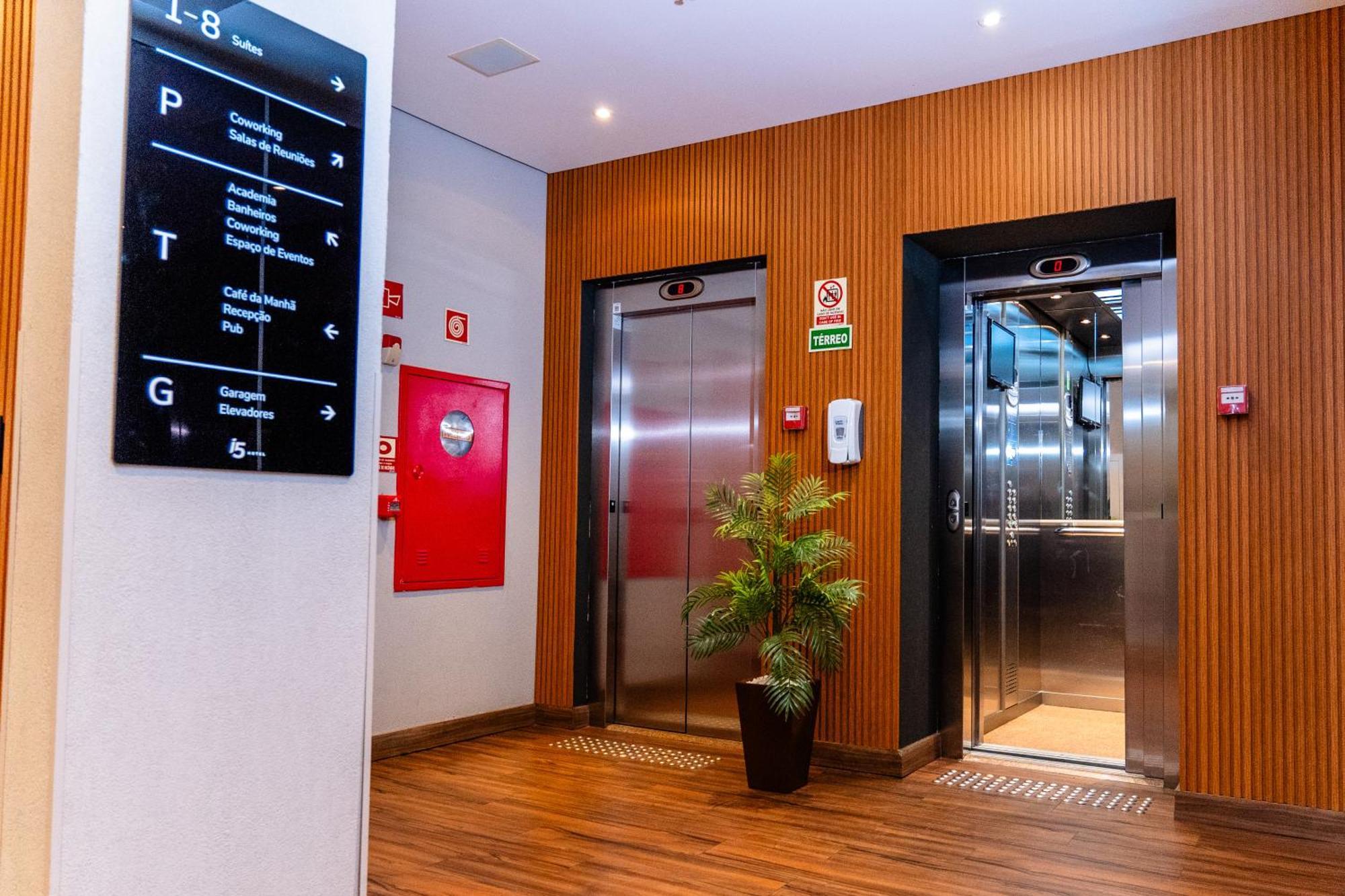 I5 Play Hotel Aguas Claras Eksteriør bilde